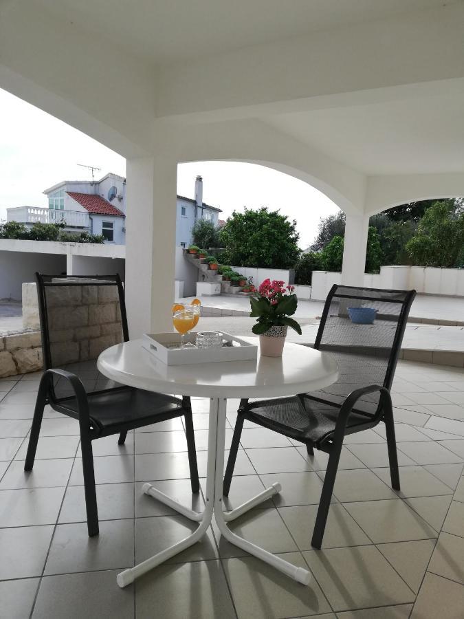 Apartmani Slavka Primošten Esterno foto