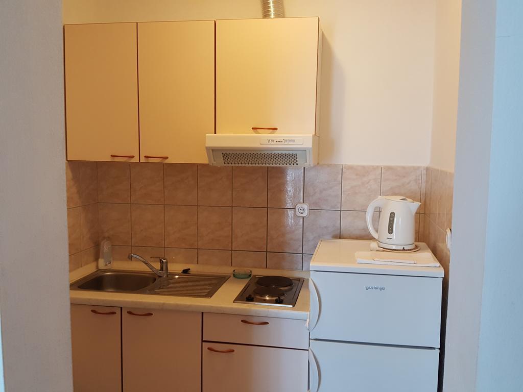 Apartmani Slavka Primošten Esterno foto