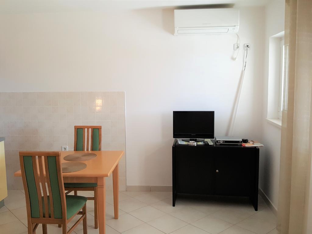 Apartmani Slavka Primošten Esterno foto