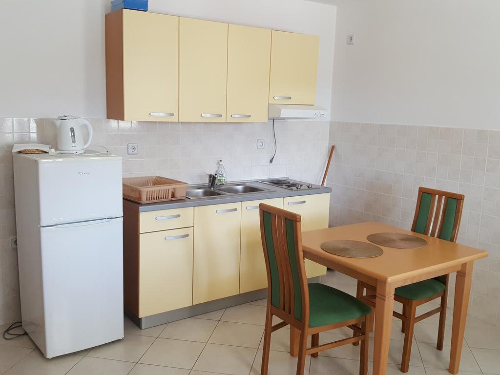 Apartmani Slavka Primošten Esterno foto