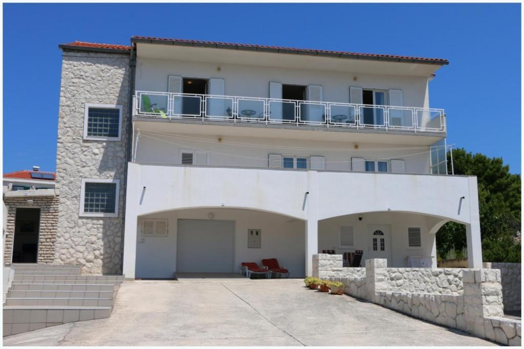 Apartmani Slavka Primošten Esterno foto