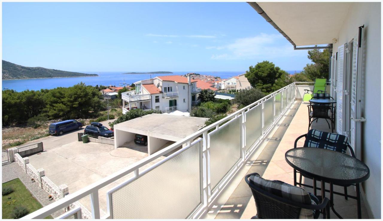Apartmani Slavka Primošten Esterno foto